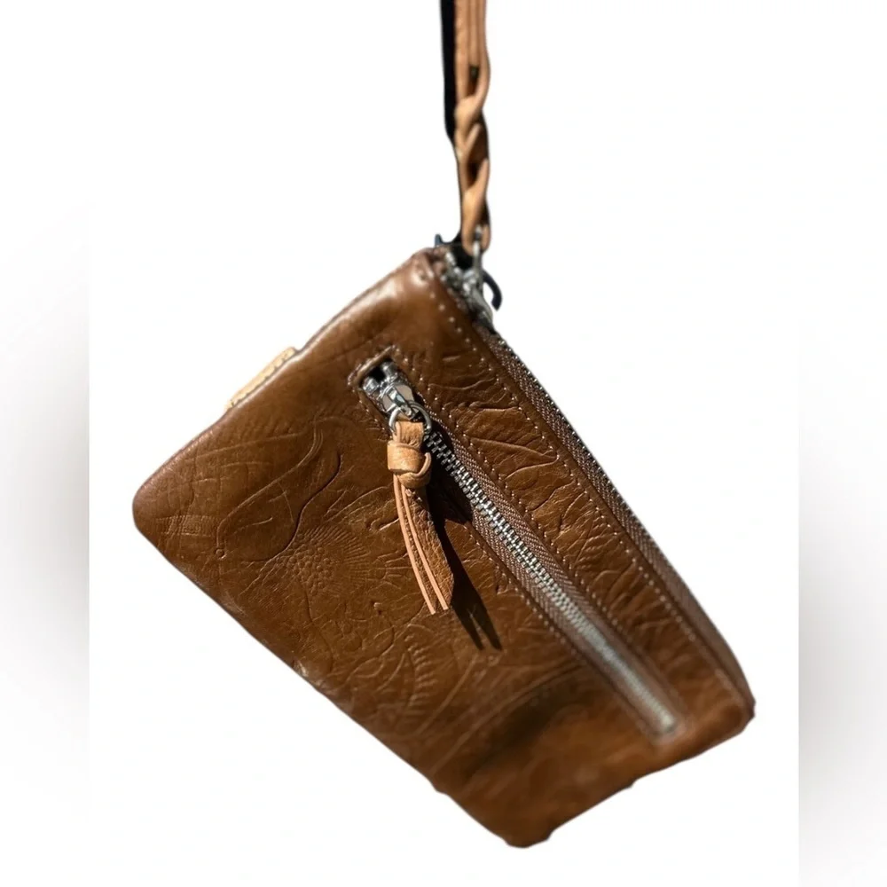 MARGOT Cognac Genuine Leather Card Case Wristlet Wallet Zipper Closure